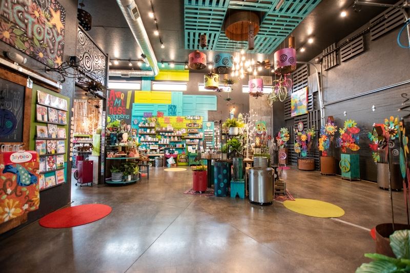 metal art store gallery